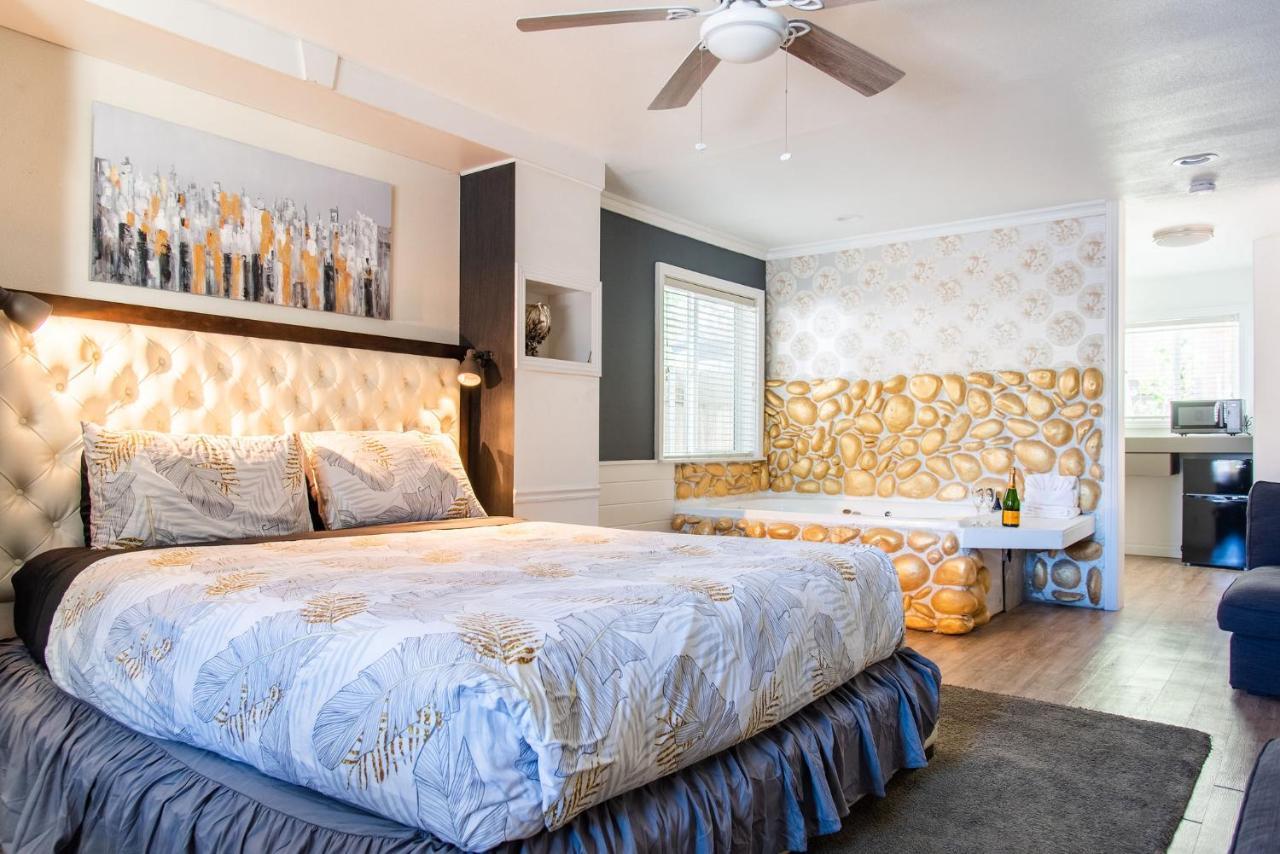 Big Bear Spa Suites Big Bear Lake Esterno foto